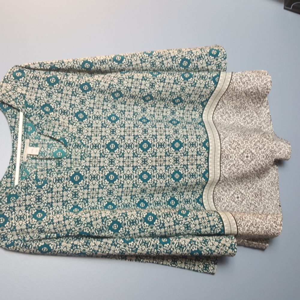DANA BUCHMAN  Ladie's Top  Size XXL